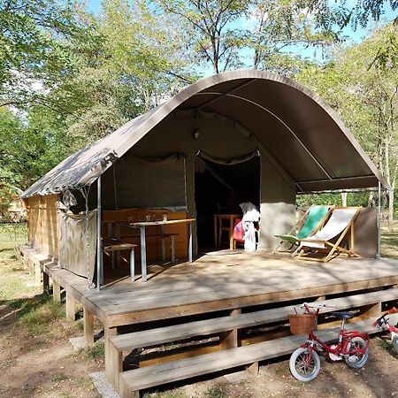 Camping Ushuaia Villages Le Viaduc Arlebosc Exterior foto