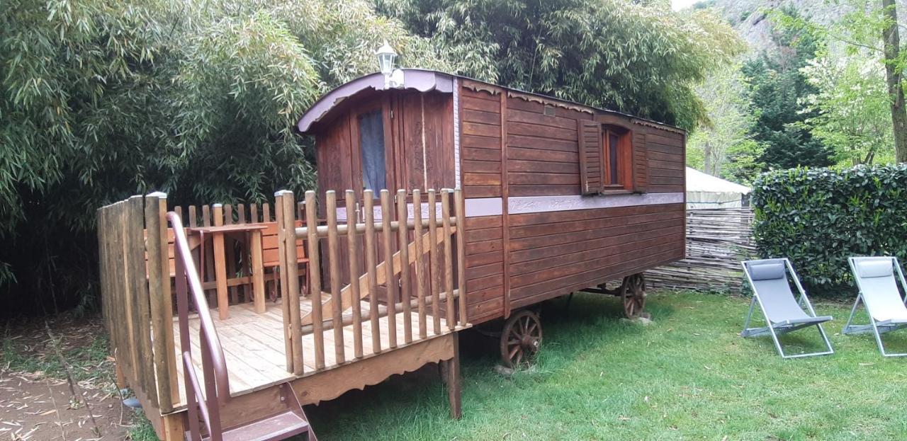 Camping Ushuaia Villages Le Viaduc Arlebosc Exterior foto