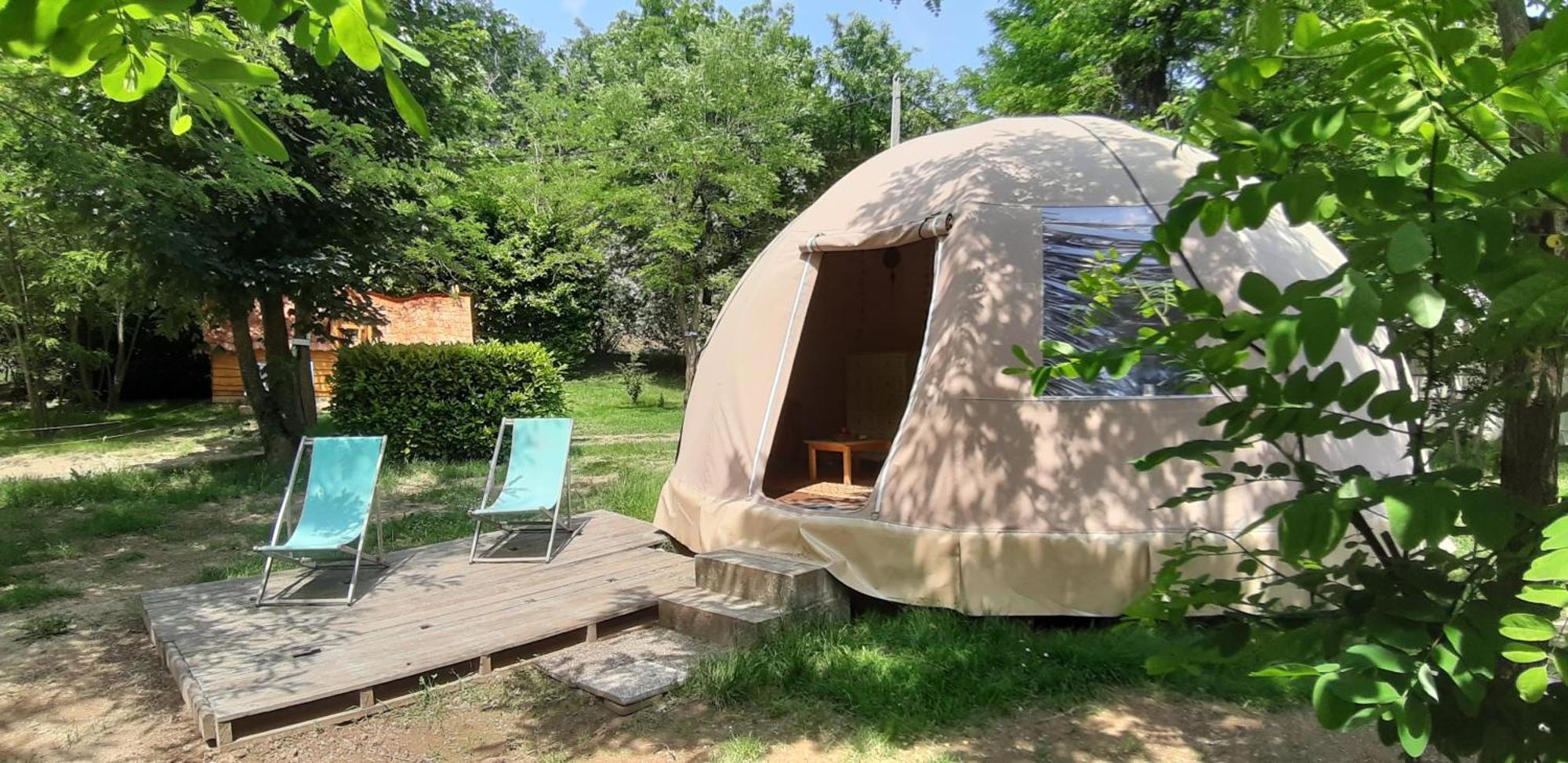Camping Ushuaia Villages Le Viaduc Arlebosc Exterior foto